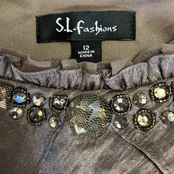 S.L. Fashions Cocktail Party Dress Tiered Ruffled Taupe Shimmer Jeweled Neck 12 - Picture 4 of 9